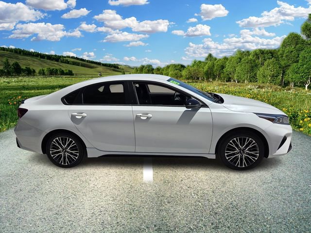 Used 2023 Kia Forte GT-Line w/ GT-Line Technology Package image 8