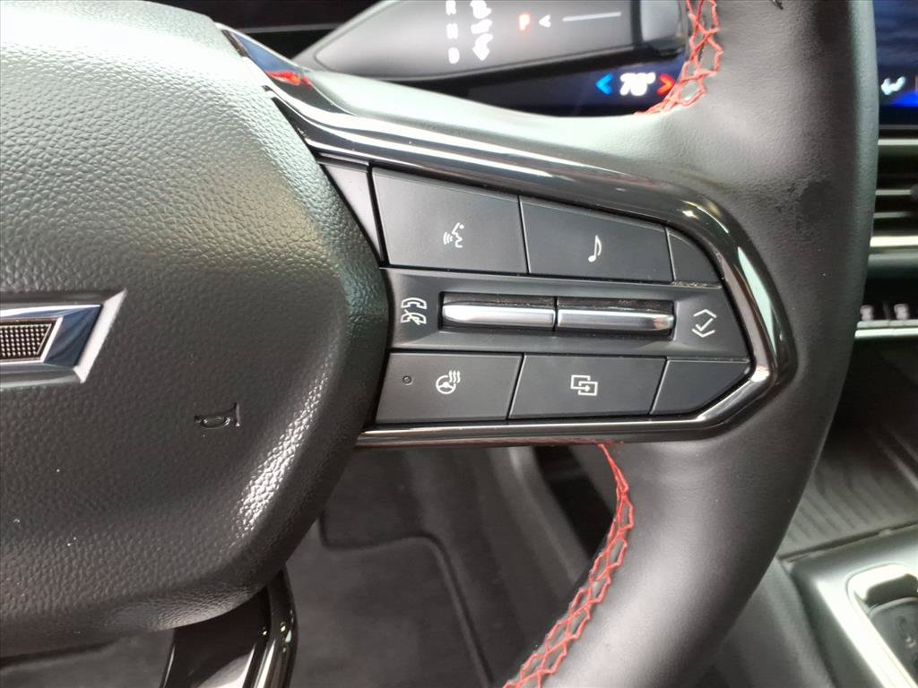 Used 2024 Chevrolet Equinox EV RS FWD image 25