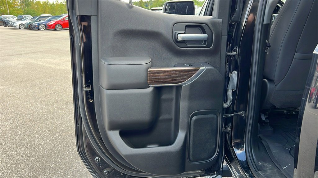 Used 2020 GMC Sierra 1500 SLE w/ SLE Value Package image 29