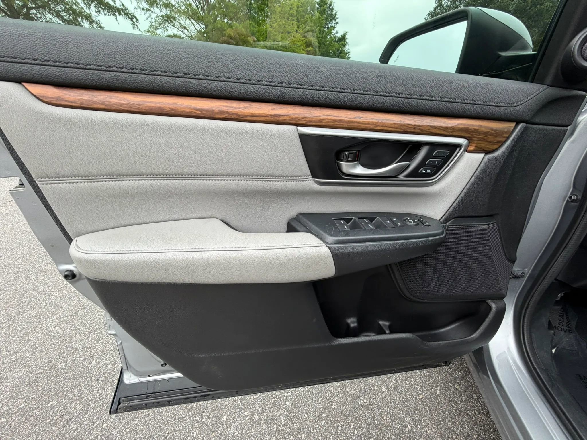 Used 2019 Honda CR-V EX-L image 15