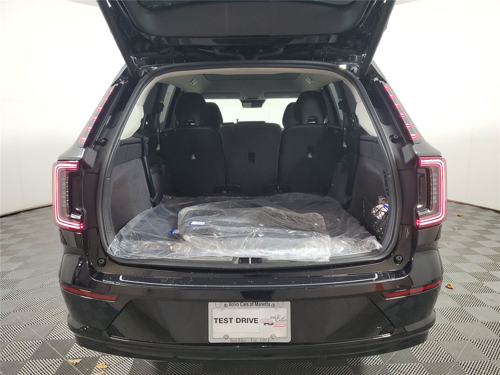 New 2026 Volvo EX90 Ultra AWD/4WD image 8