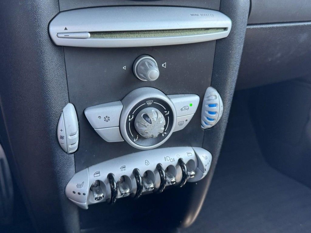 Used 2009 MINI Cooper S FWD image 15