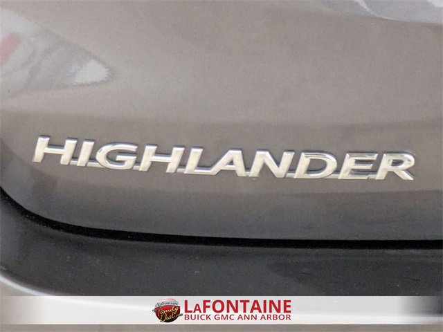 Used 2019 Toyota Highlander Limited image 10