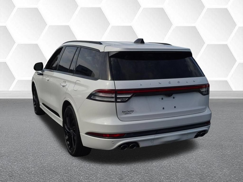 Used 2025 Lincoln Aviator Reserve w/ Luxury Package RWD image 5