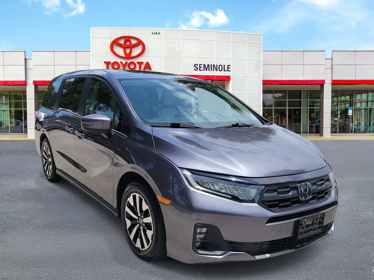 Used 2025 Honda Odyssey EX-L image 2