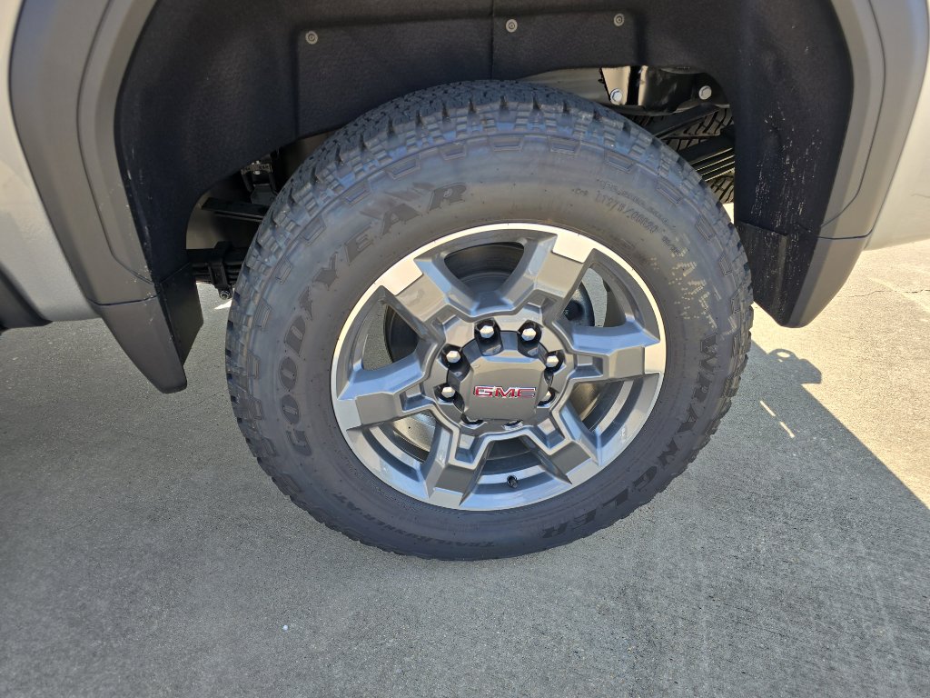 New 2026 GMC Sierra 2500 SLT w/ SLT Premium Package image 13