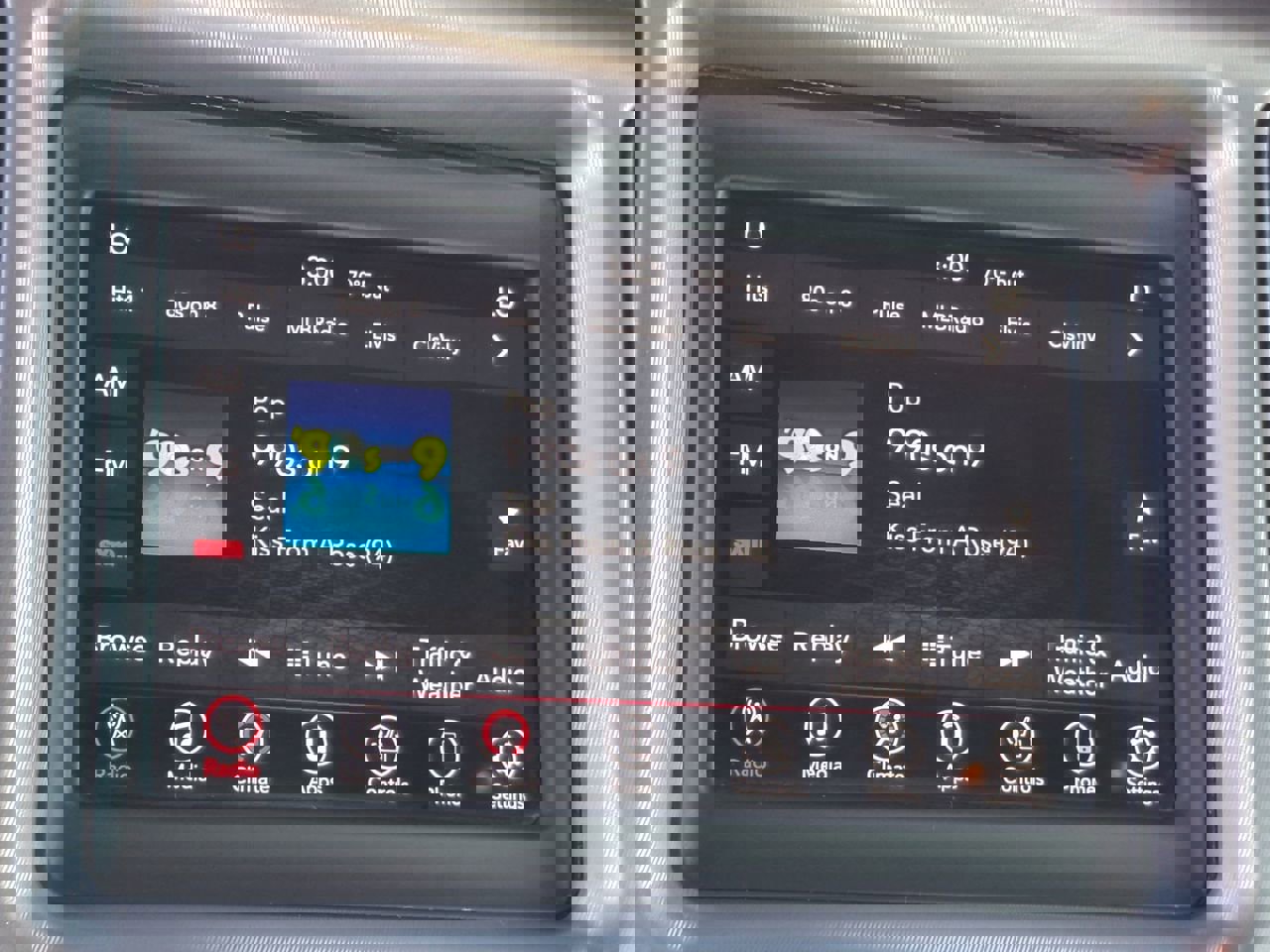 Used 2023 Dodge Challenger SXT w/ Blacktop Package image 17