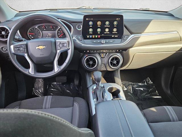 Used 2025 Chevrolet Blazer LT FWD image 15