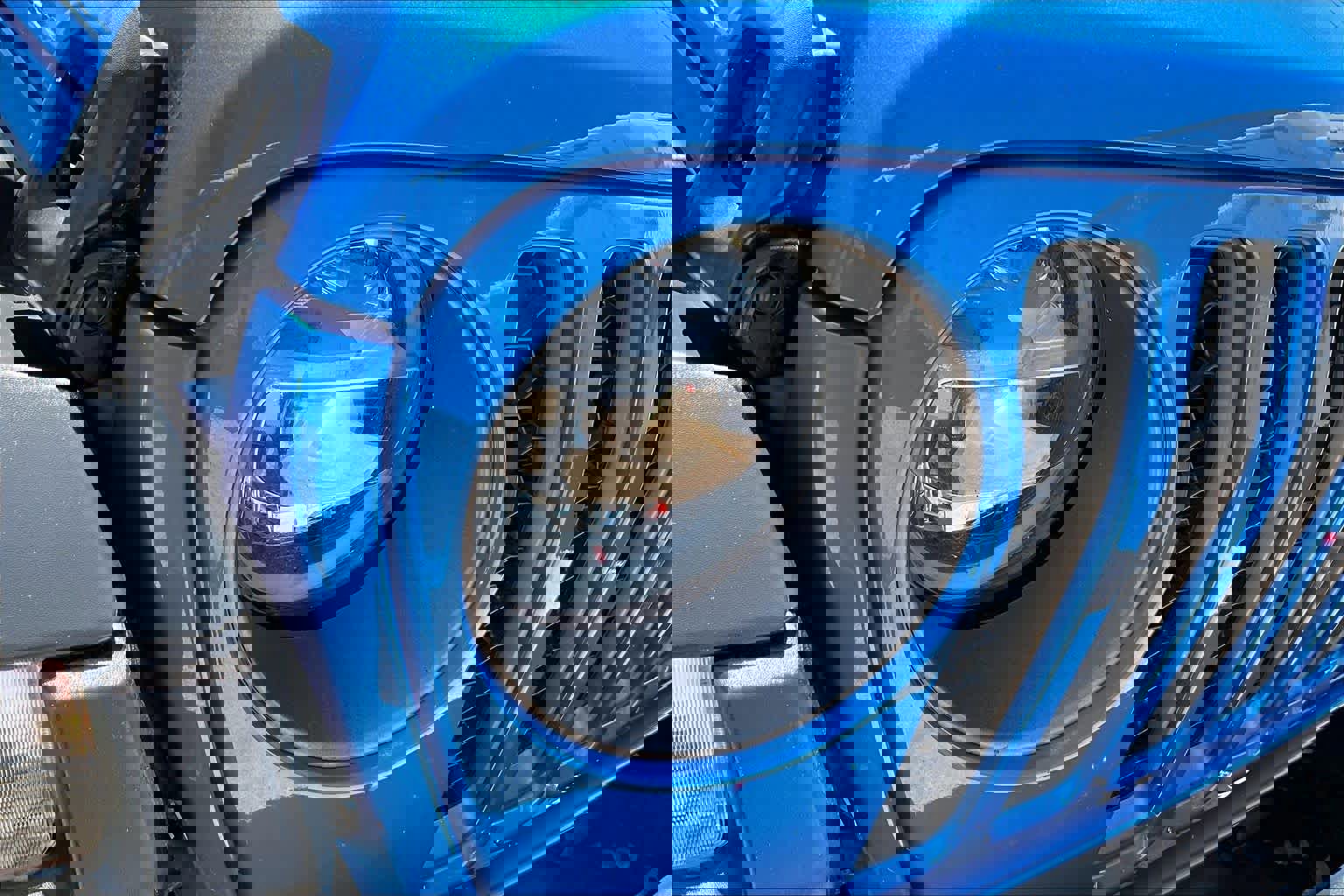 Used 2023 Jeep Gladiator Mojave w/ Cold Weather Group AWD/4WD image 23