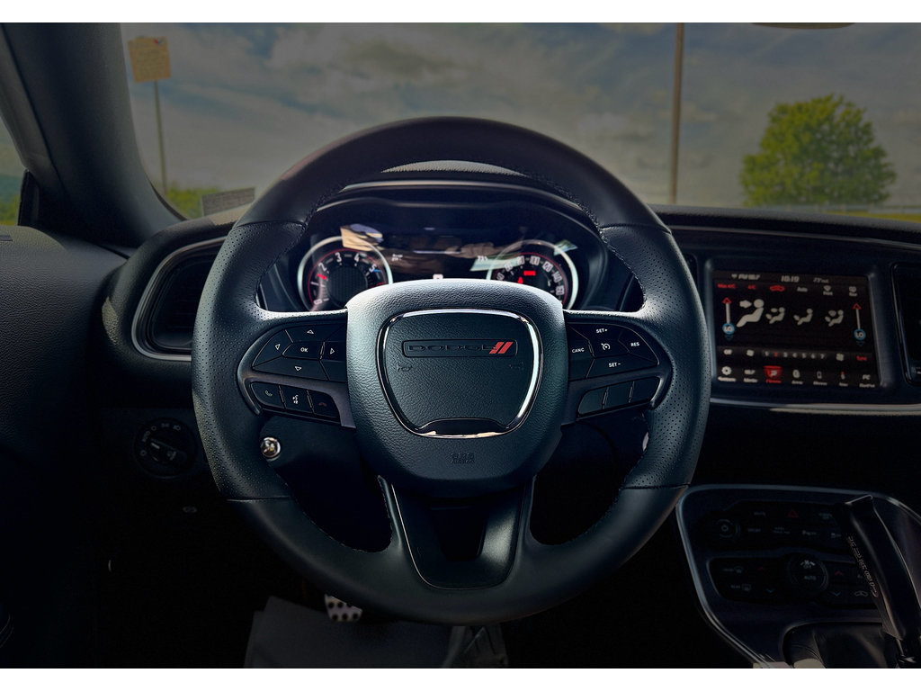 Used 2018 Dodge Challenger R/T Scat Pack RWD image 17
