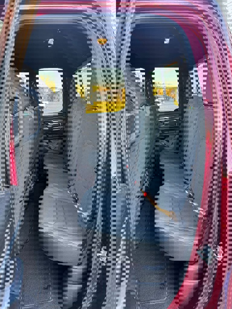 Used 2024 RAM 1500 Lone Star image 11