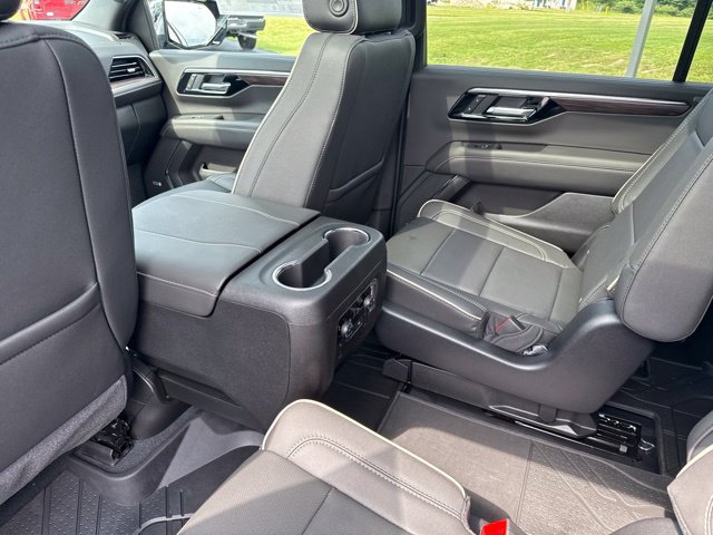 New 2026 Chevrolet Suburban Premier w/ Sun And Tow Package AWD/4WD image 51