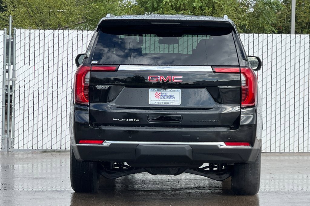 New 2026 GMC Yukon Elevation image 5