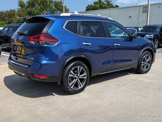 Used 2019 Nissan Rogue SV w/ Premium Package FWD image 6