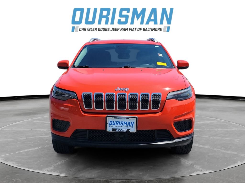 Used 2021 Jeep Cherokee Latitude w/ Mopar Interior Package AWD/4WD image 8