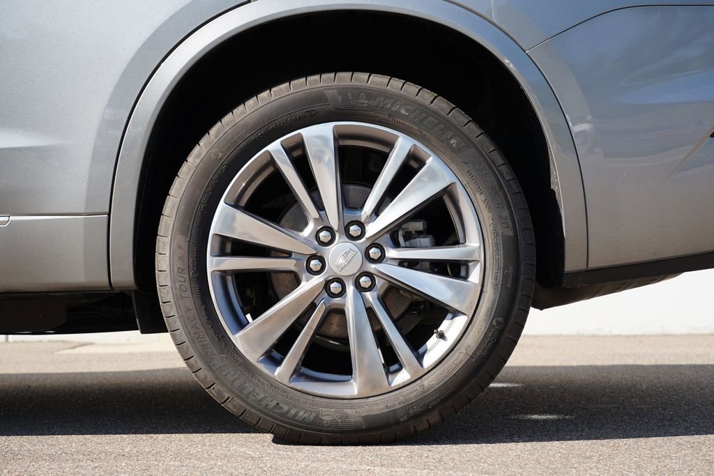 Used 2025 Cadillac XT6 Premium Luxury image 42