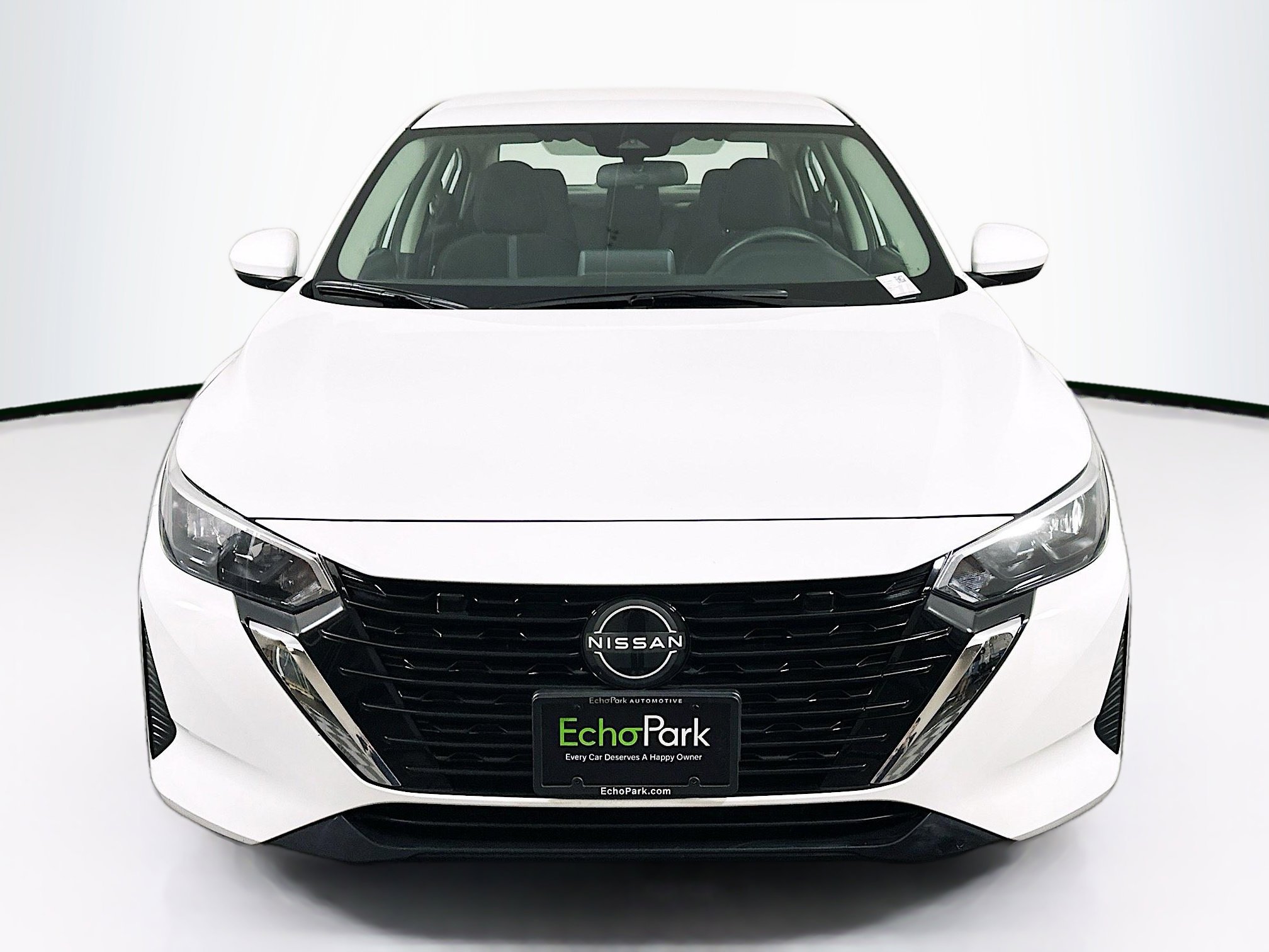 Used 2024 Nissan Sentra SV image 2