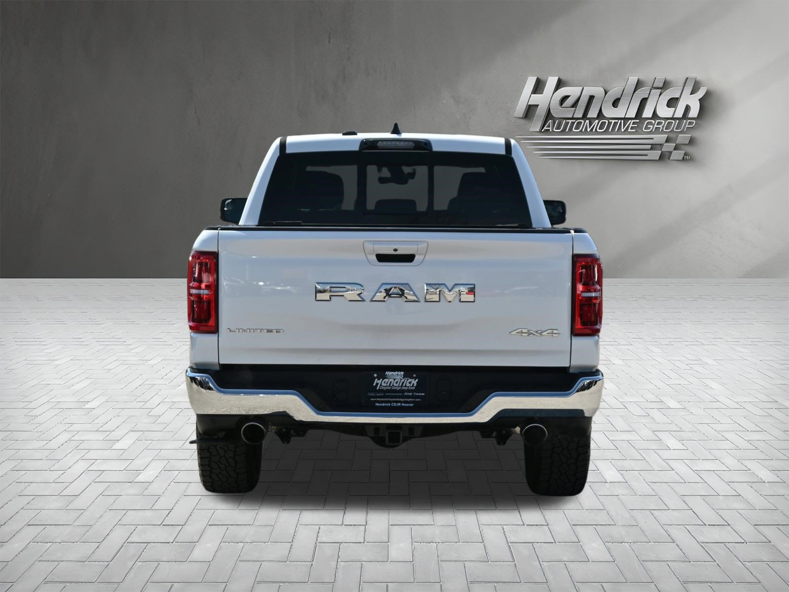 Used 2025 RAM 1500 Limited AWD/4WD image 9