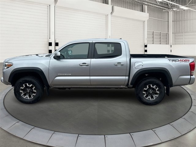 Used 2019 Toyota Tacoma TRD Off-Road w/ Technology Package image 1