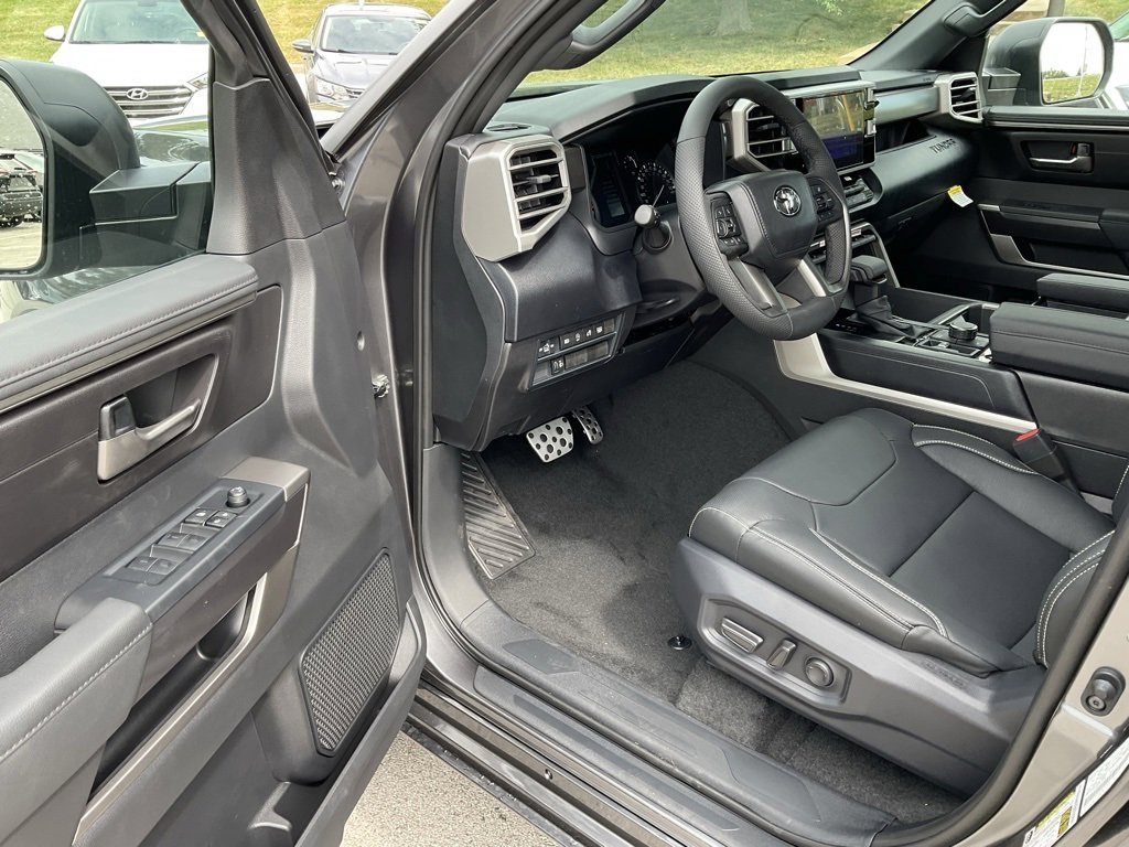 New 2026 Toyota Tundra SR5 image 10