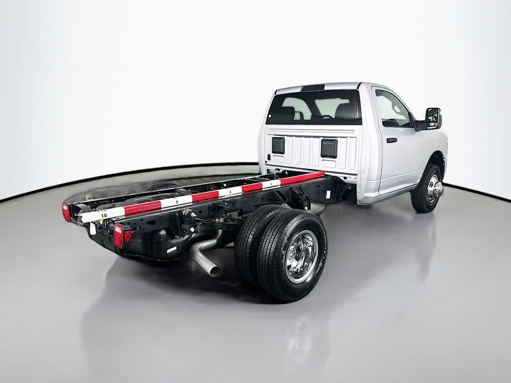 New 2026 RAM 3500 Tradesman w/ Chrome Appearance Group A AWD/4WD image 7