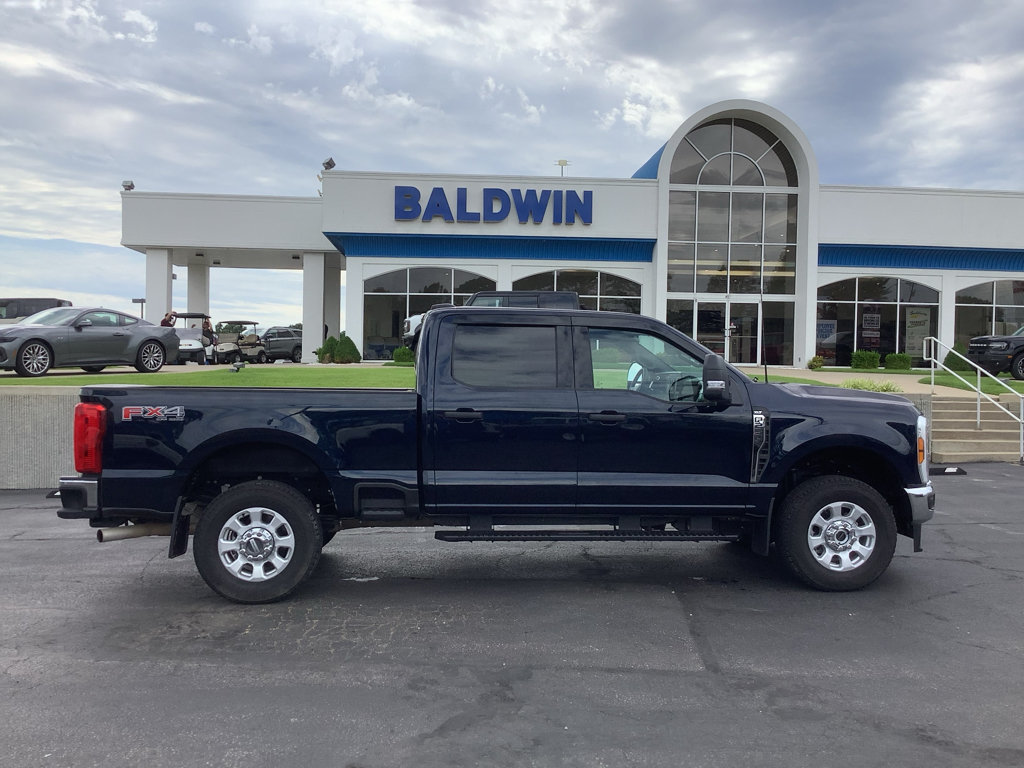 Used 2024 Ford F250 XLT AWD/4WD image 8