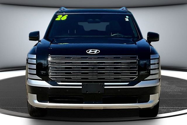 Used 2026 Hyundai Palisade Calligraphy image 2