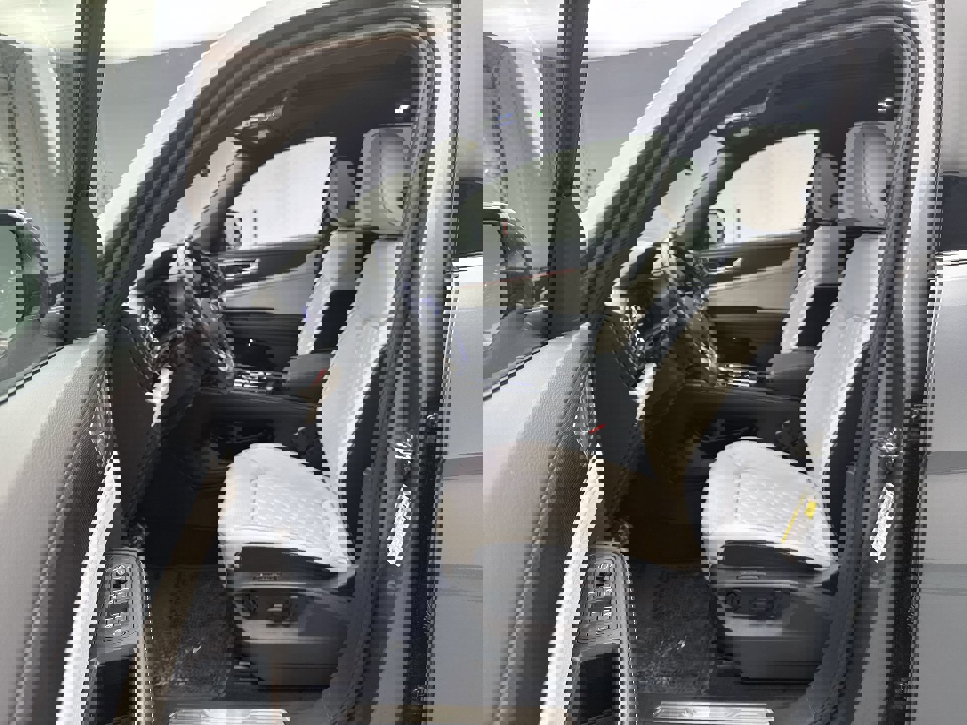 Used 2024 Volkswagen Atlas Cross Sport SEL Premium R-Line image 11