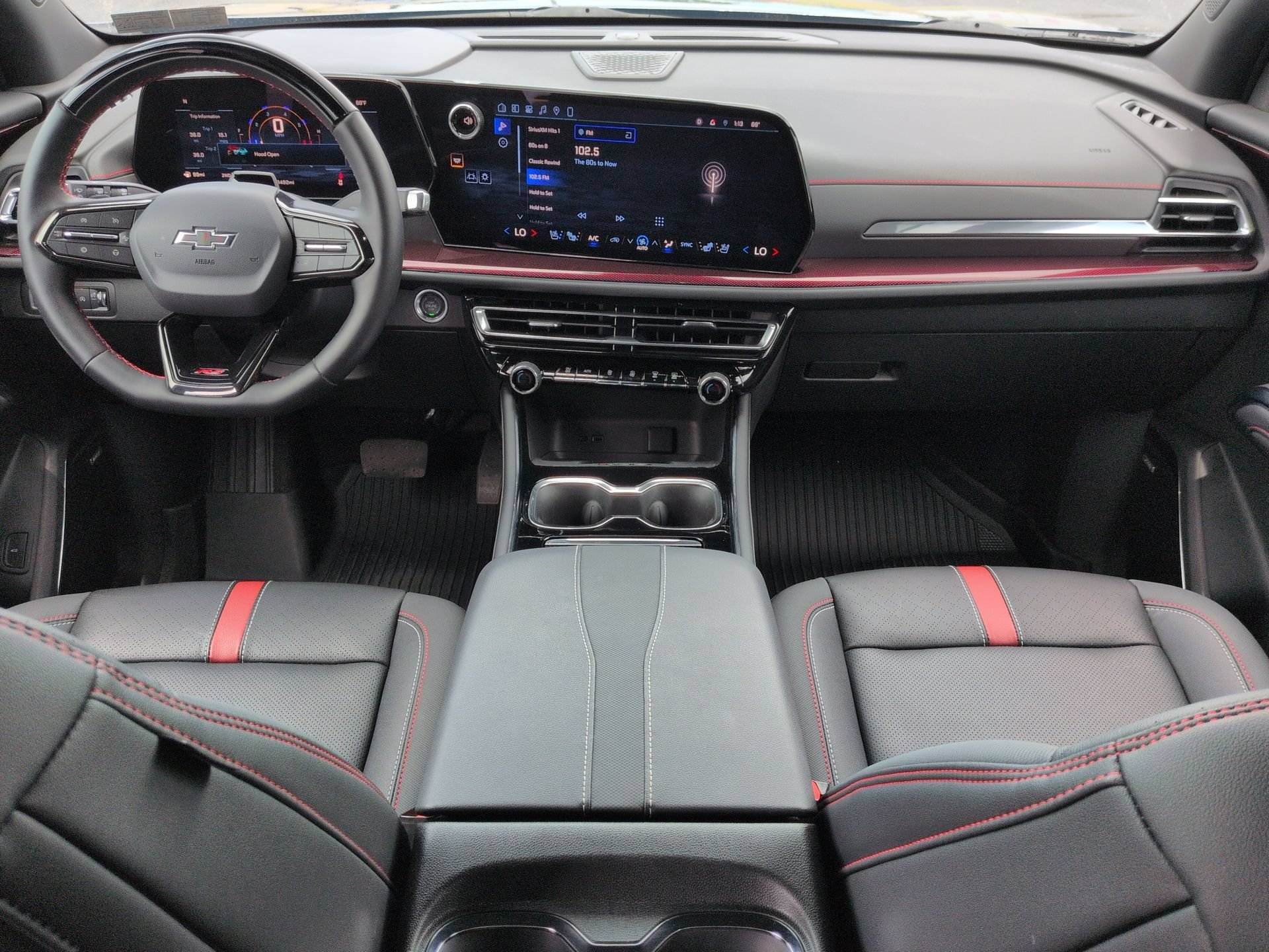Certified 2026 Chevrolet Traverse RS w/ LPO, Floor Liner Package AWD/4WD image 21