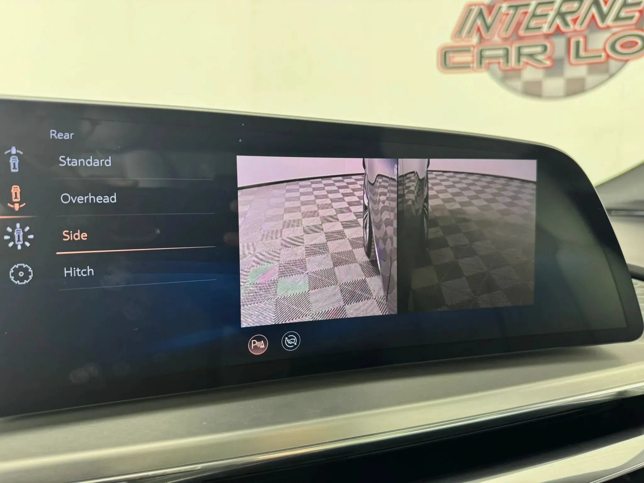 Used 2024 Cadillac Lyriq Luxury w/ LPO, Floor Liner Package AWD/4WD image 21