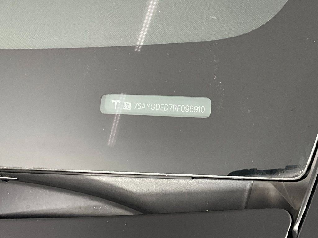 Used 2024 Tesla Model Y Long Range image 30