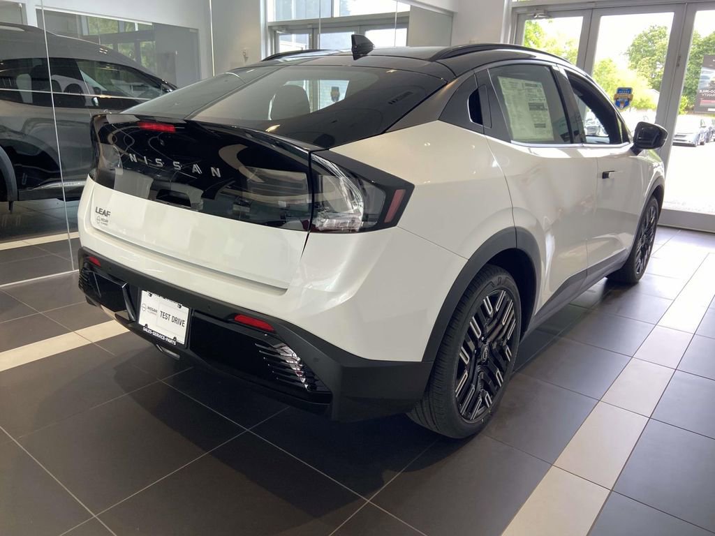 New 2026 Nissan Leaf Platinum+ FWD image 6