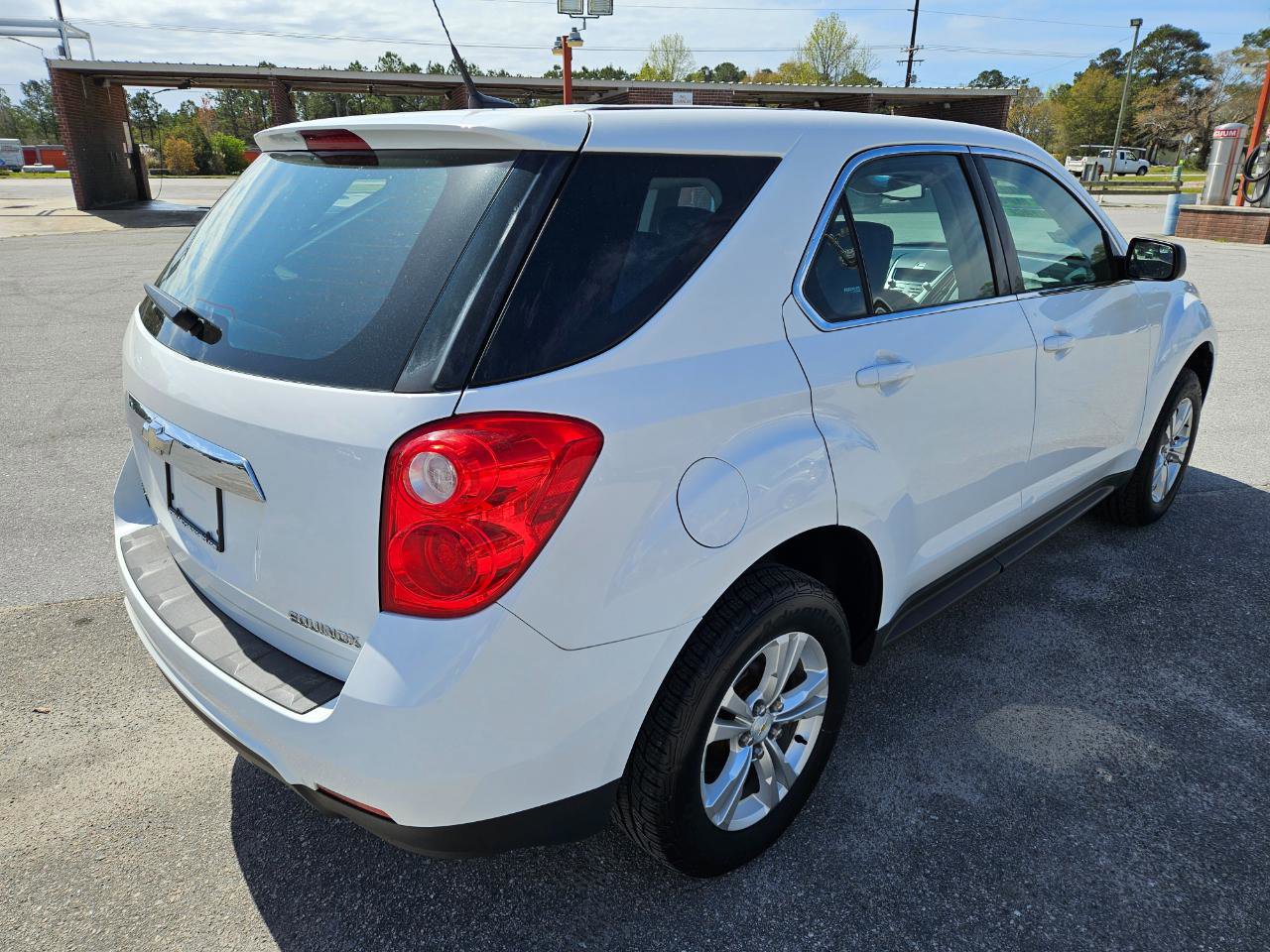 Used 2013 Chevrolet Equinox LS image 6