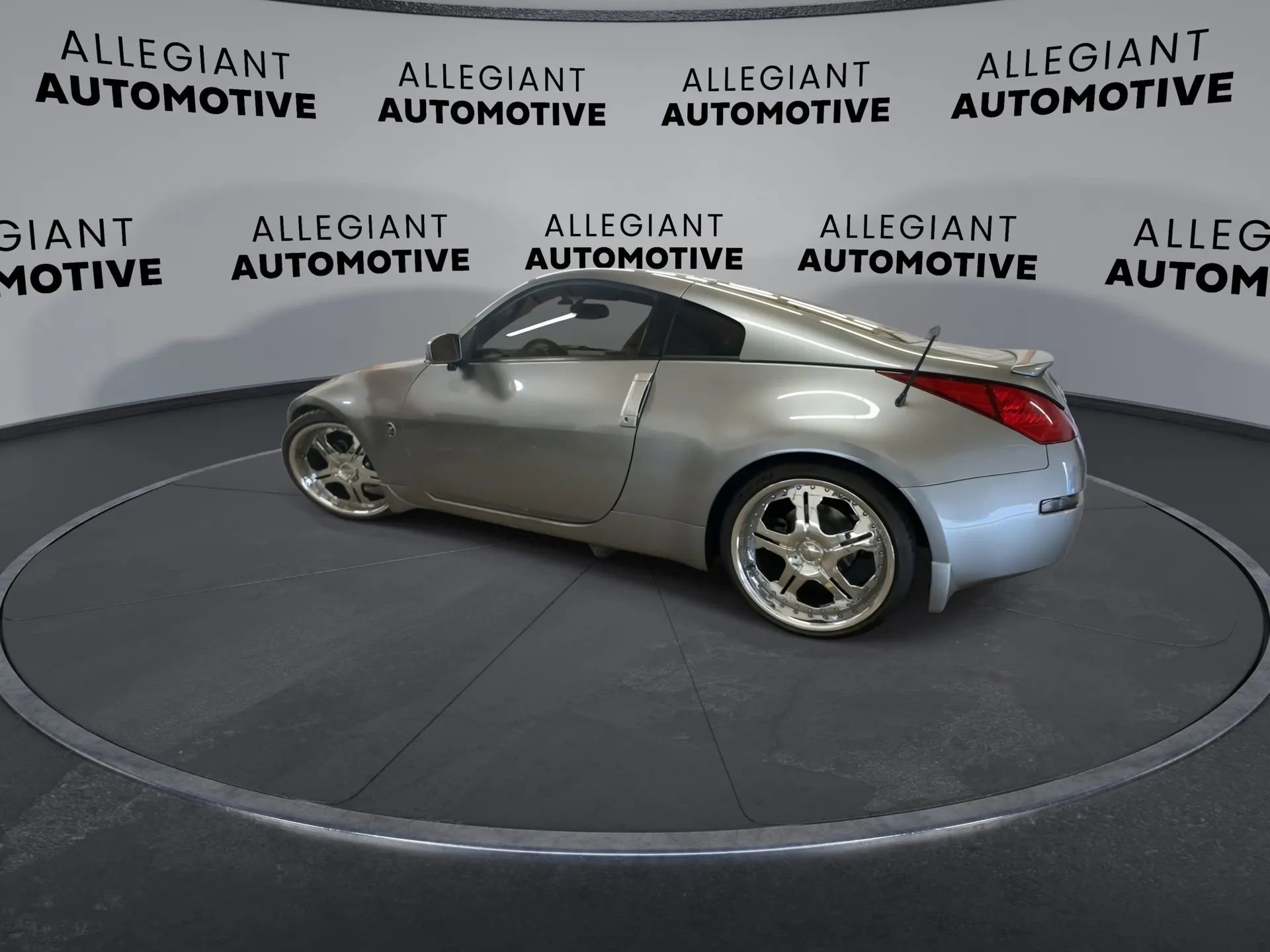 Used 2003 Nissan 350Z Touring RWD image 8