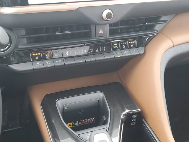 New 2026 Toyota Crown Signia image 25