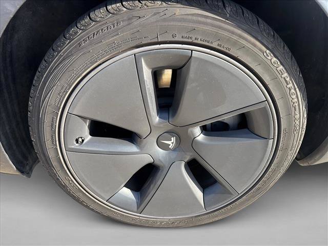 Used 2023 Tesla Model 3 Standard Range RWD image 17
