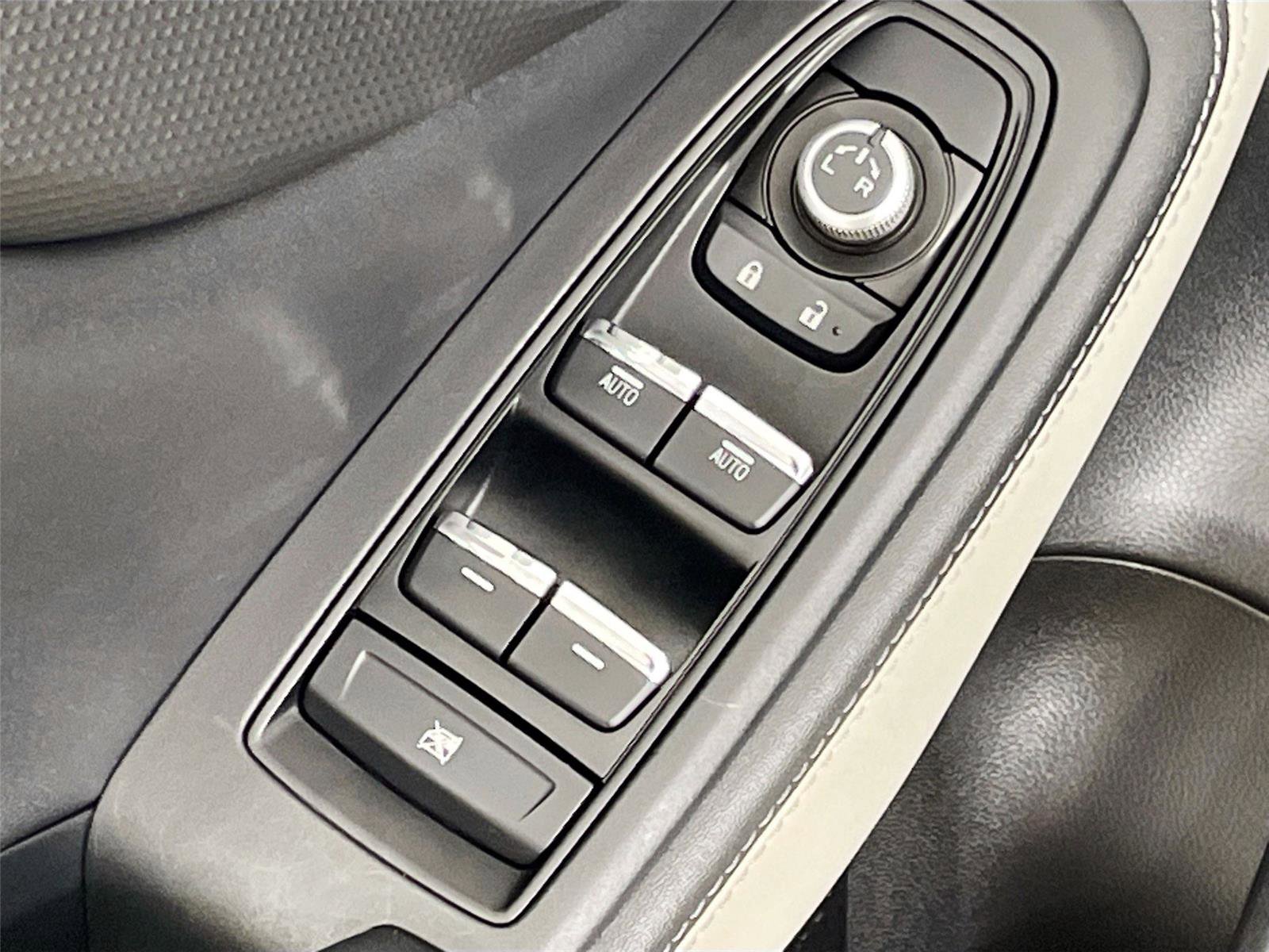 Used 2024 Subaru Forester Limited image 22