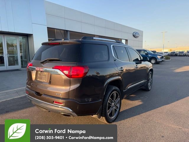 Used 2018 GMC Acadia Denali w/ Technology Package AWD/4WD image 4