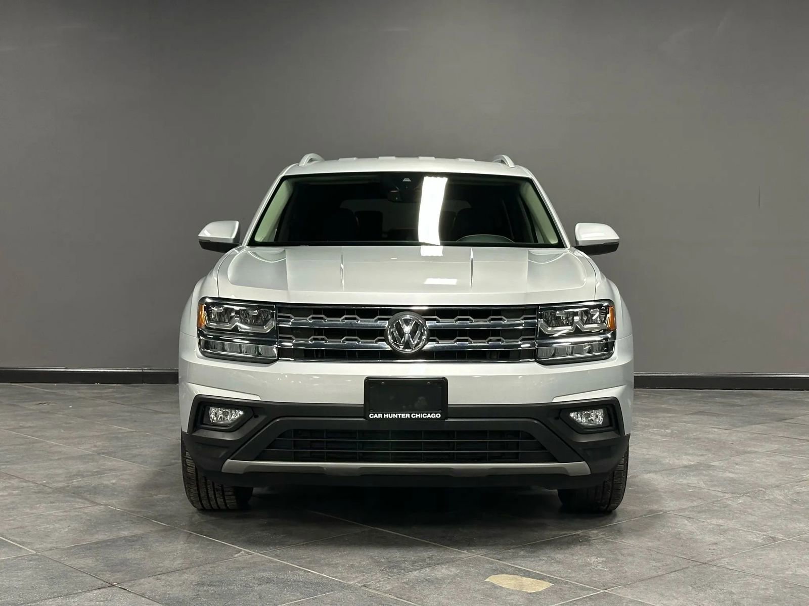 Used 2018 Volkswagen Atlas SE image 2