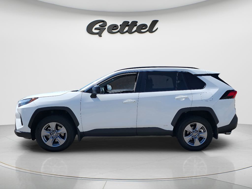 Certified 2024 Toyota RAV4 LE AWD/4WD image 7