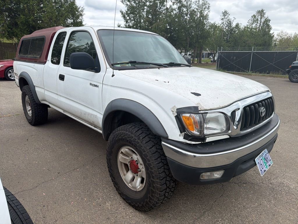 Used 2004 Toyota Tacoma PreRunner RWD image 3
