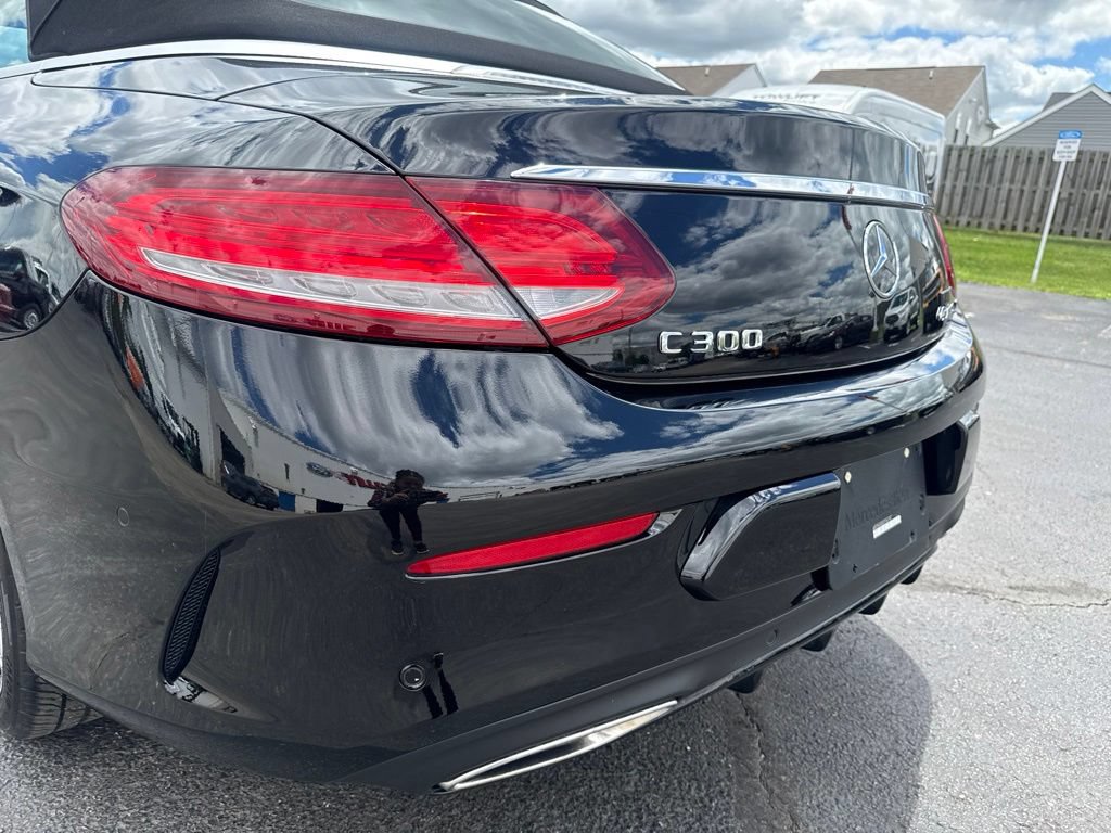 Used 2018 Mercedes-Benz C 300 4MATIC Cabriolet image 19