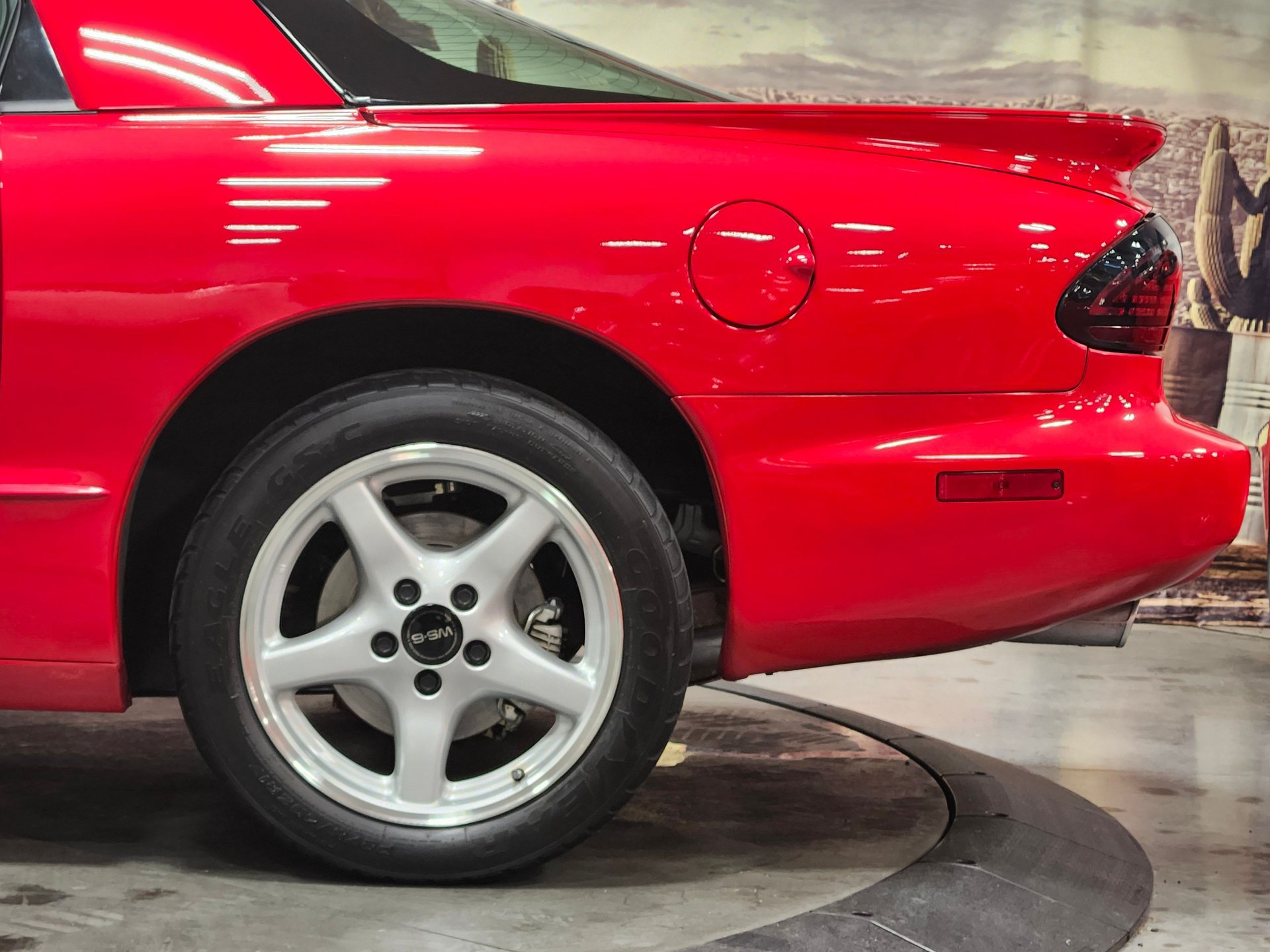 Used 1996 Pontiac Firebird Trans Am RWD image 6
