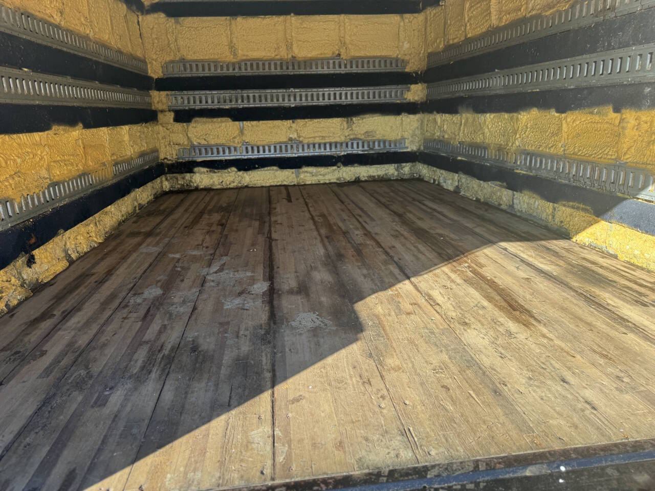 Used 2010 Chevrolet Express 3500 RWD image 29