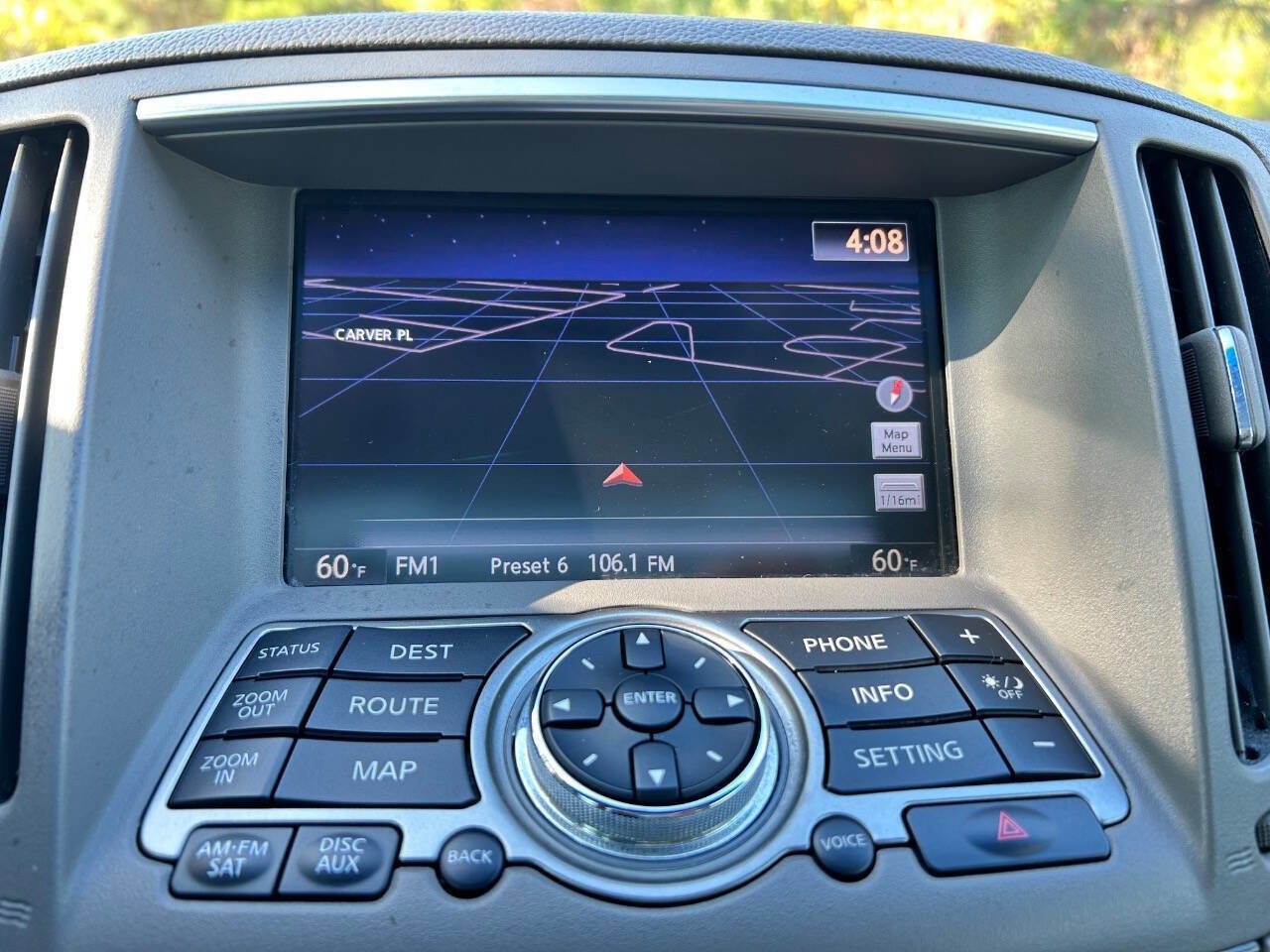 Used 2012 INFINITI G37 Journey w/ Premium Pkg image 19