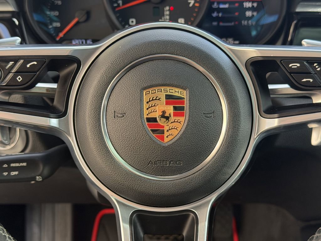 Used 2020 Porsche Macan AWD/4WD image 33