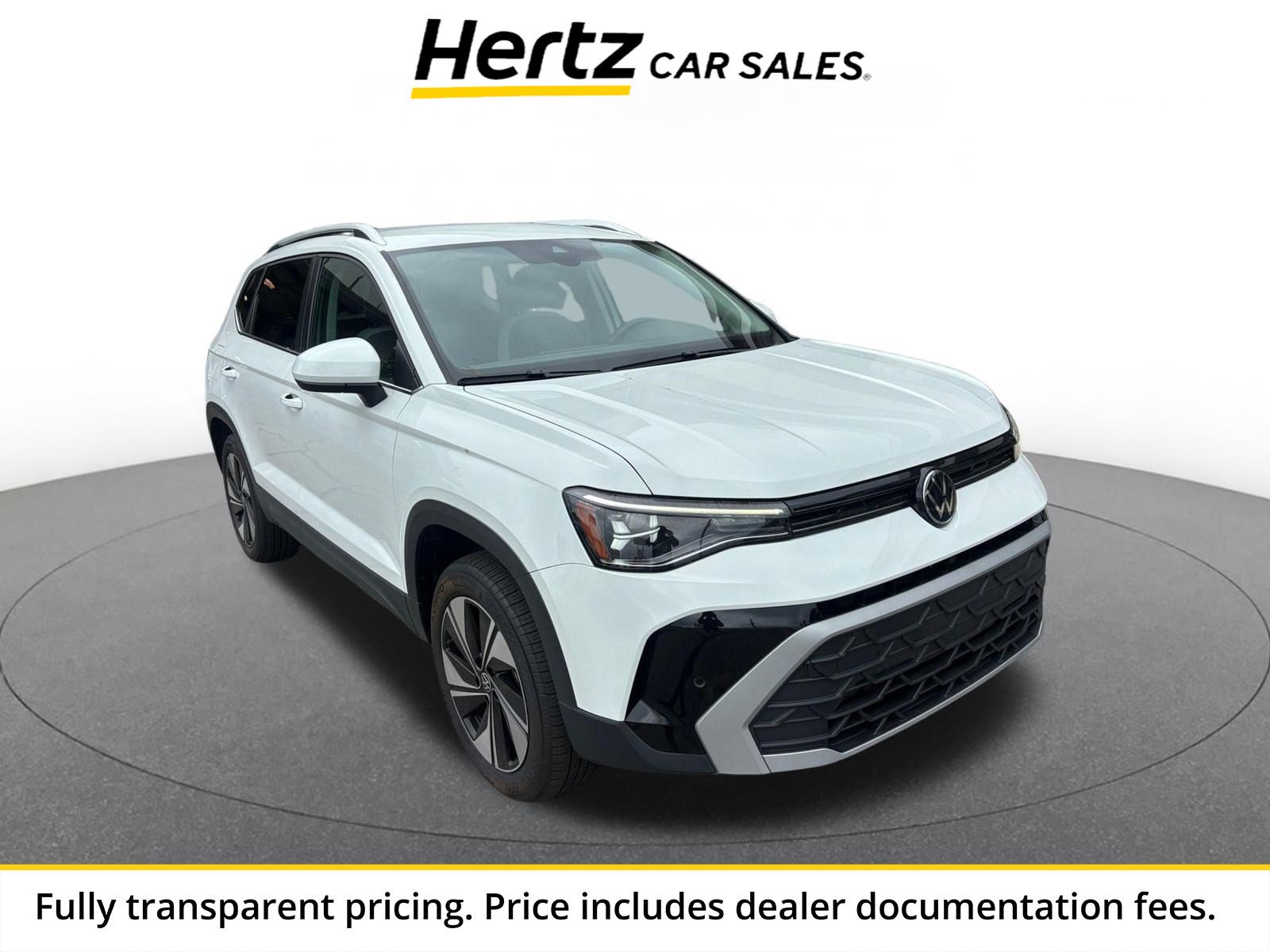 Used 2025 Volkswagen Taos SE AWD/4WD image 1