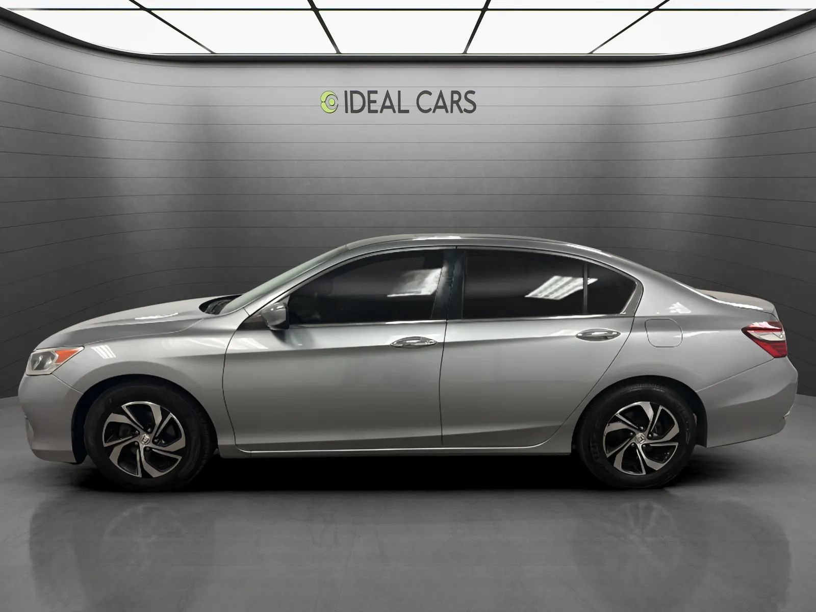 Used 2017 Honda Accord LX image 8
