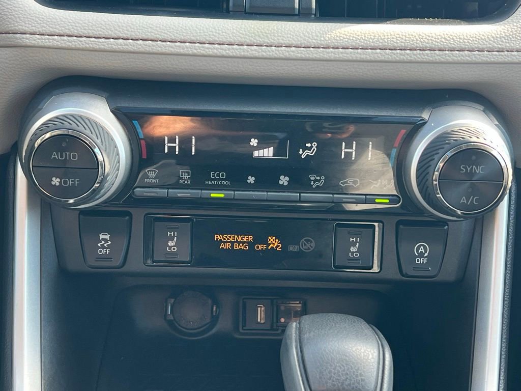 Certified 2021 Toyota RAV4 XLE w/ Convenience Package image 18