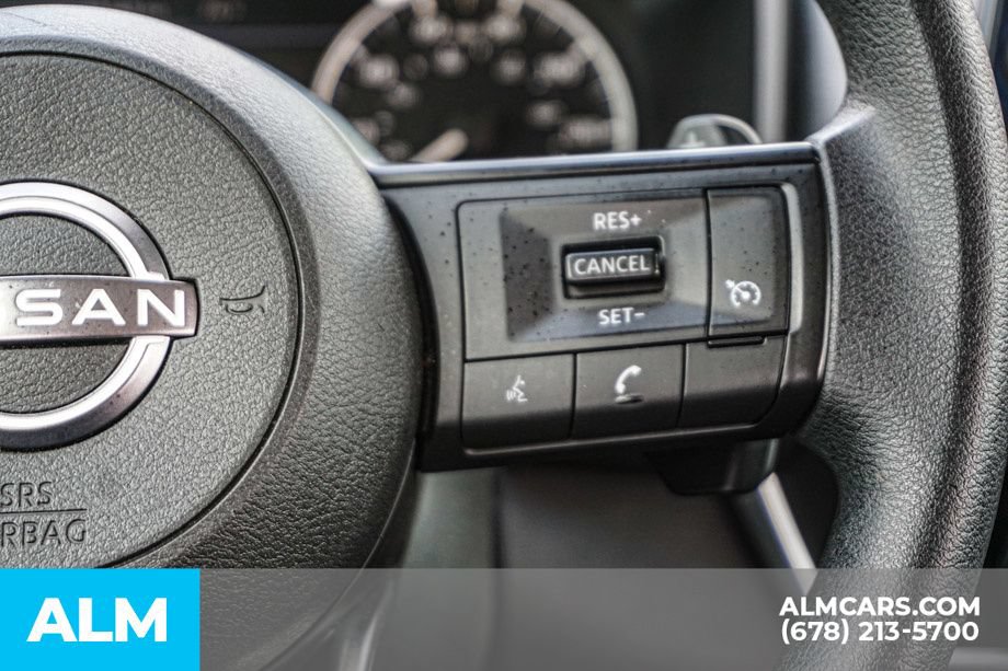 Used 2024 Nissan Rogue S AWD/4WD image 29